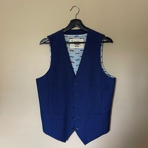 Mens Pleated Dressy Vest in Blue